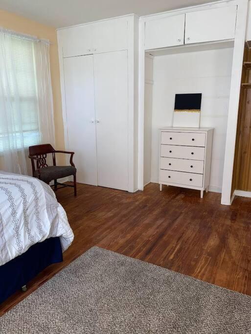 Cozy Home, King Bed, 3 Bedrooms,Close To Downtown Beaches Towncenter Jacksonville Exterior photo