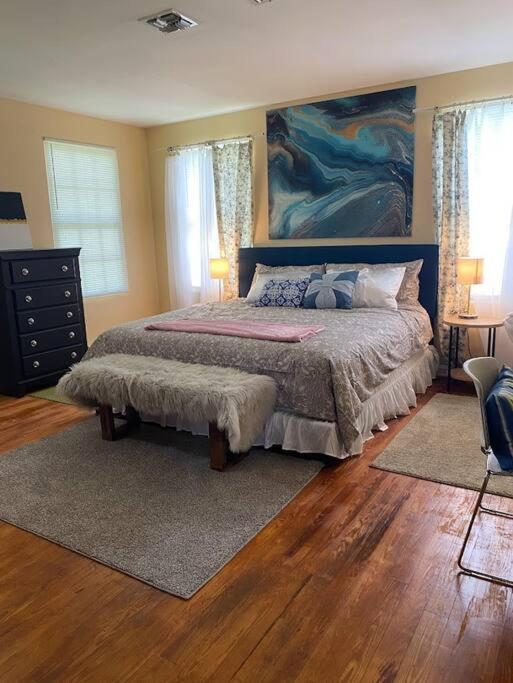 Cozy Home, King Bed, 3 Bedrooms,Close To Downtown Beaches Towncenter Jacksonville Exterior photo
